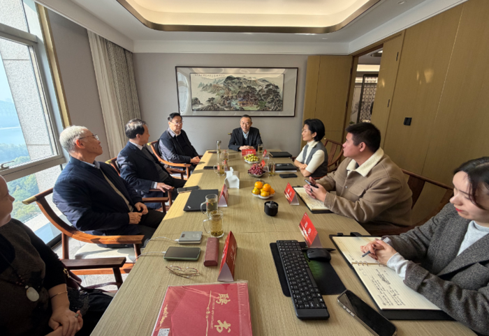 安徽省健康促进与教育协会领导一行莅临副会长单位素问健康走访调研