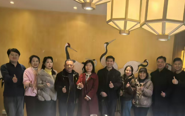 墨香传薪 艺脉永续 ——知名书法家梁锐先生喜收国学艺术吴家荣女士为徒
