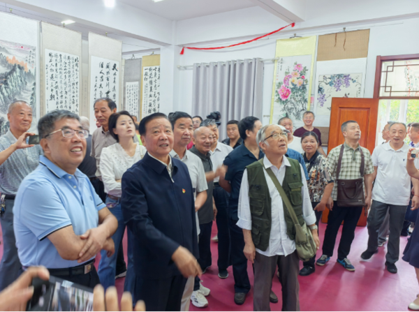 展现银龄风采，礼赞时代华章  市老年书画研究会书画展暨第七届会员大会成功举办