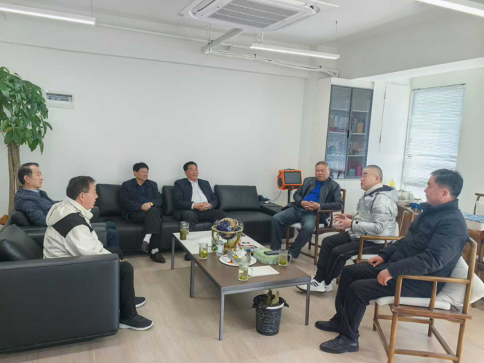 安徽报道网媒体走进中非国际集团安徽分部，共谋科特迪瓦市场拓展