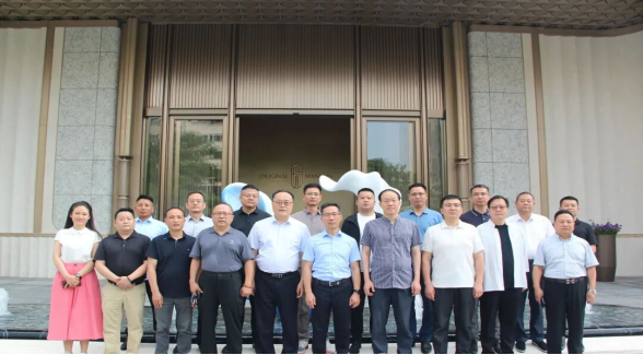 强徽：聚力同行，深入学习树立和践行正确政绩观的重要论述
