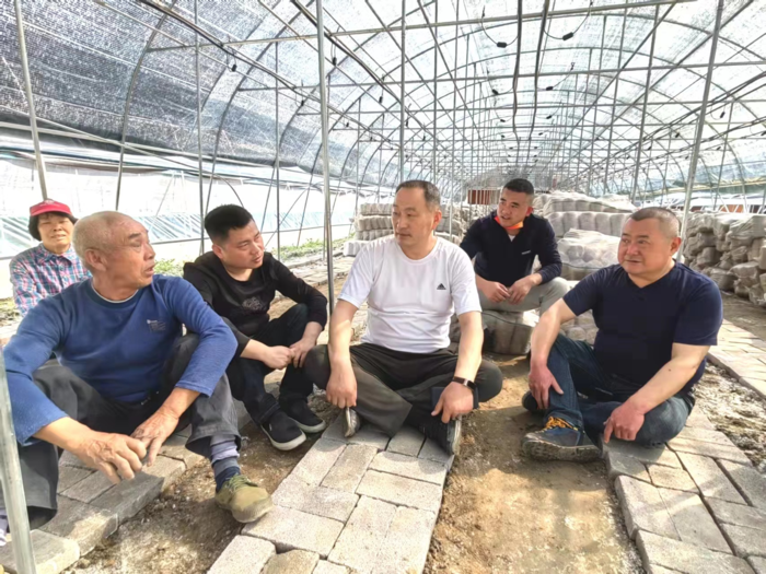 郭培良:赤胆忠诚担使命,一片丹心图振兴