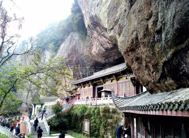 诚邀“浮山杯”名家书画作品展暨浮山文化园项目共建招商