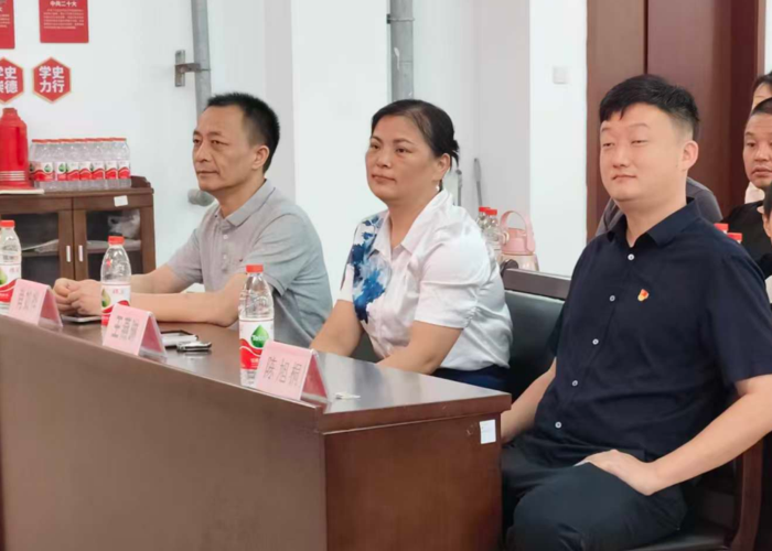 瑶海区大兴镇新海家园社区暑期公益托管班结业 优秀志愿者受表彰