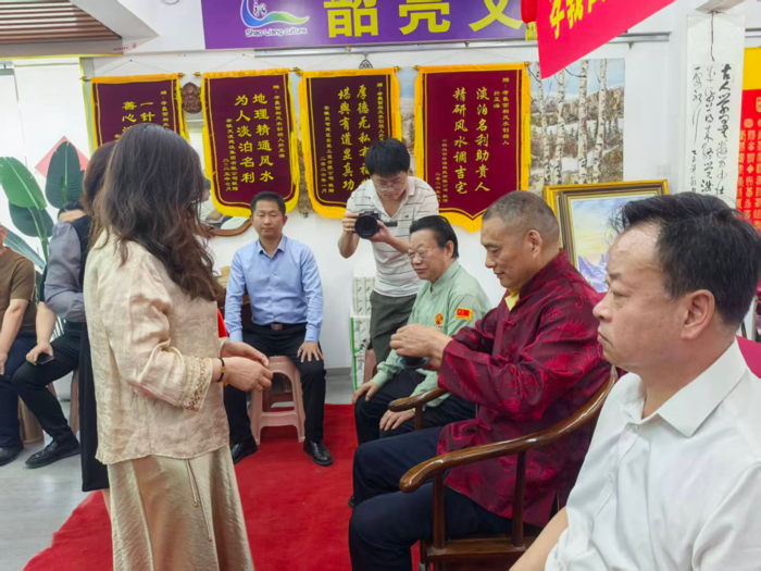 承孝义文脉 守传承初心 梅莉萍拜师於正海先生仪式圆满礼成